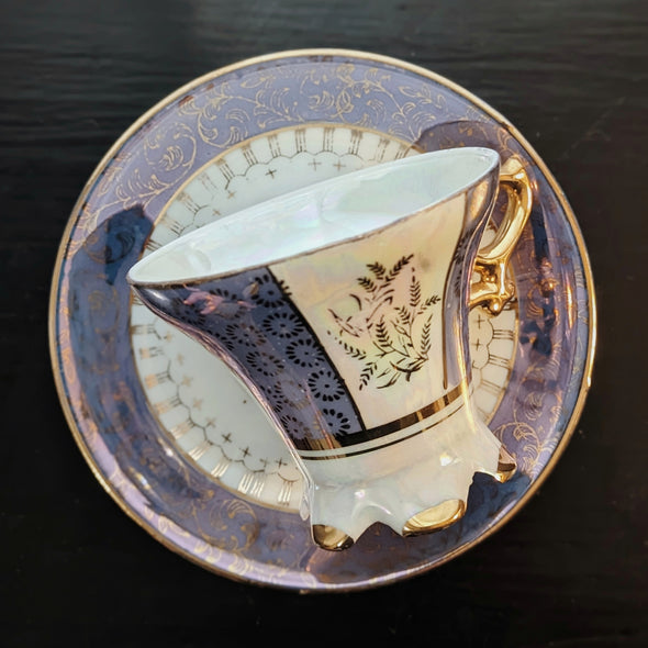 Vintage Japanese Lusterware Gold and Soft Violet Footed Pedestal Teacup